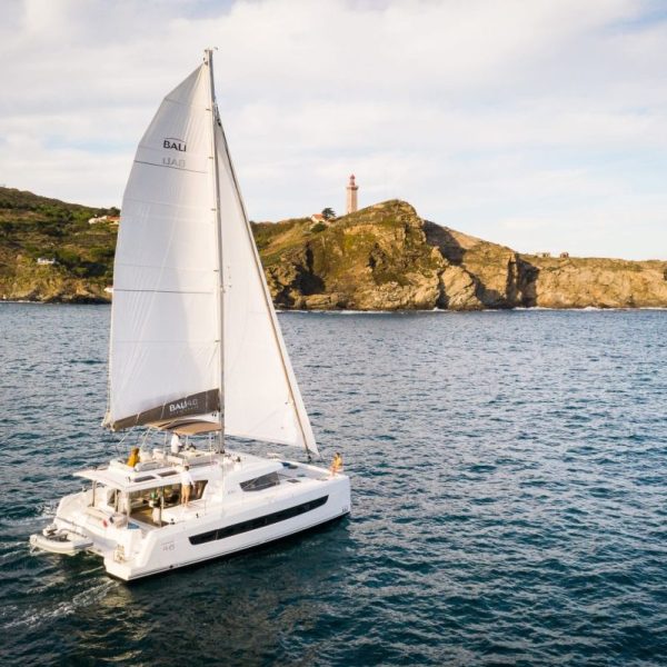 ammos charter catamaran