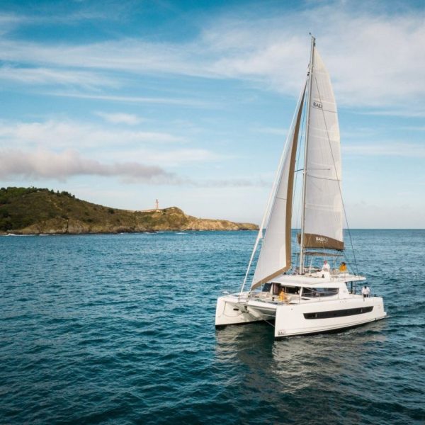 ammos charter catamaran