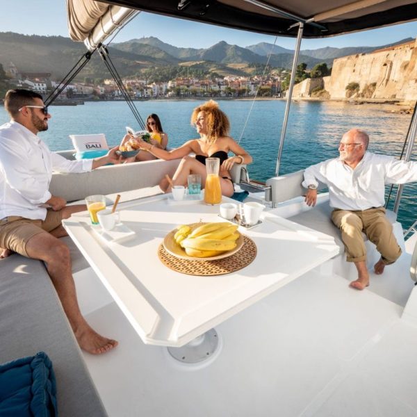 ammos charter catamaran